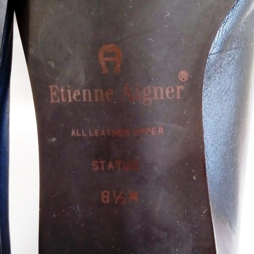 Stylish 90's Navy Leather 'Status' Slip On Square Toe Block Heel Shoes Sz 8.5 - Picture 5 of 10